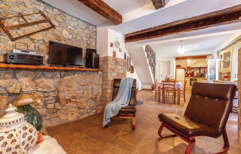 Awesome Home In Novi Vinodolski With Wifi