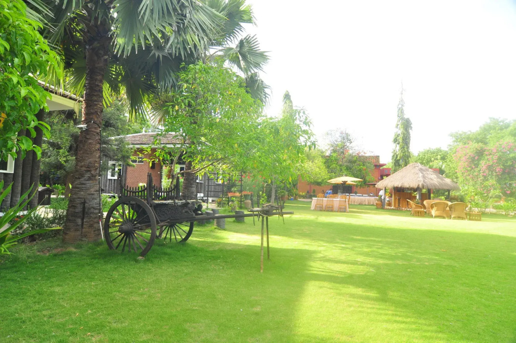KMA Bagan Village Hotel