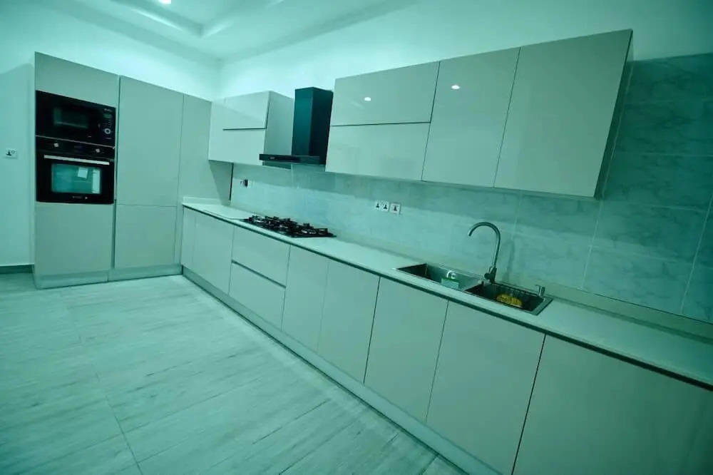 Hendon Luxury Apartment