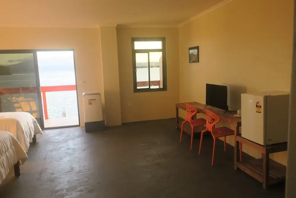 Zaru Hotel