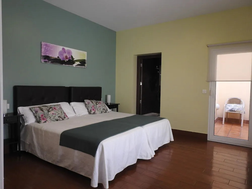 Amelia Habitaciones