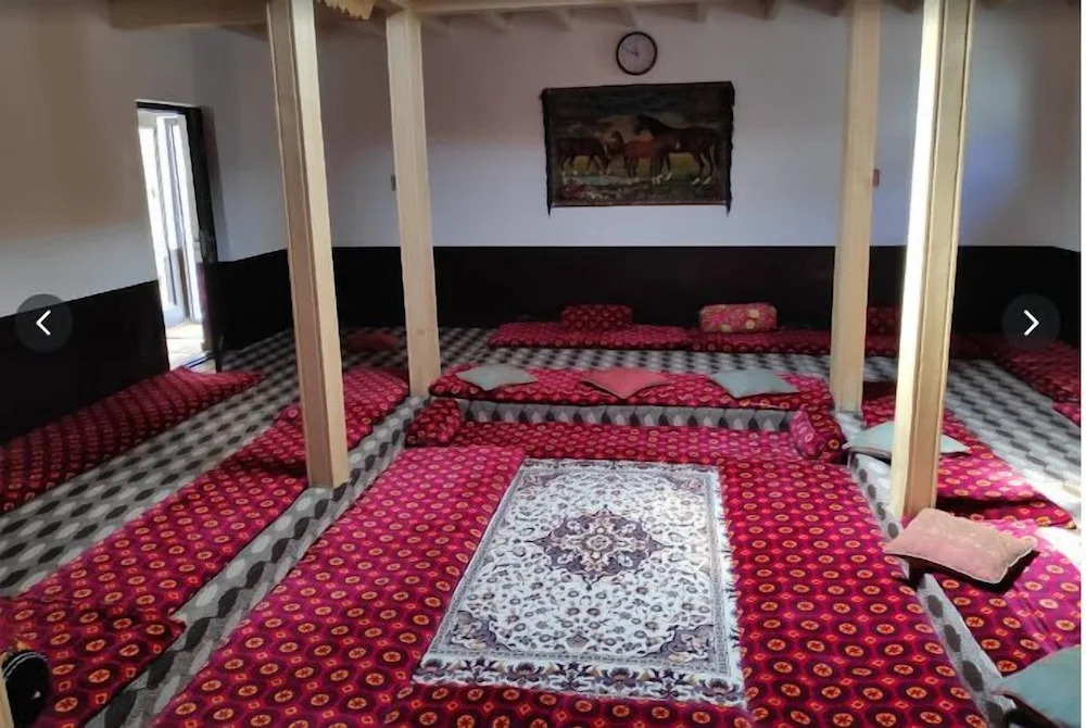 Ganish inn Hunza