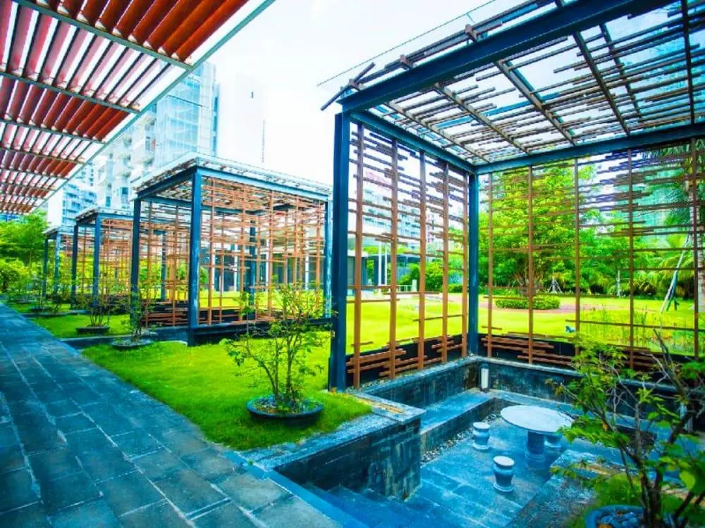 Sanya Linglong Lulushun Hotel