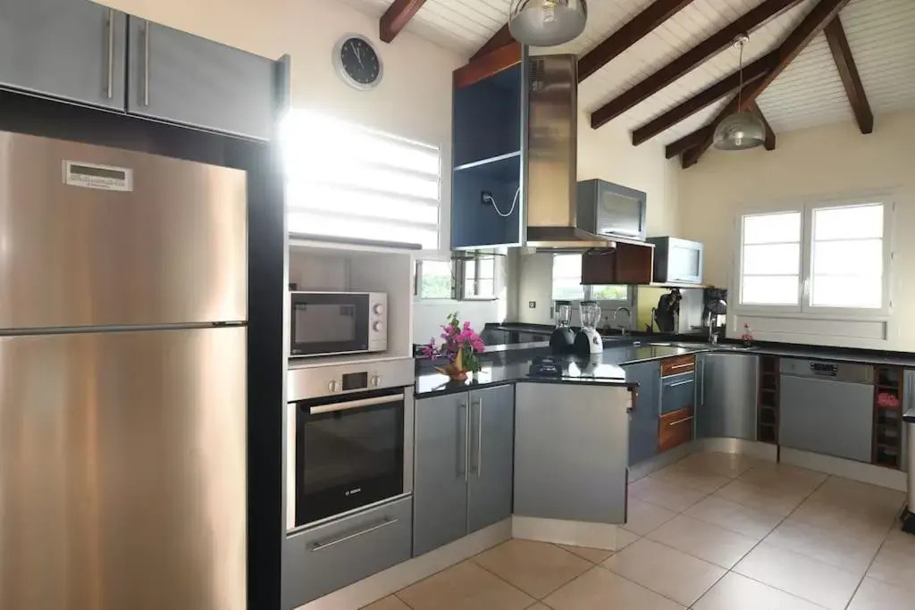 972D1 - Résidences Tamarin Haut de villa Tamarin 200m2 vue panoramique
