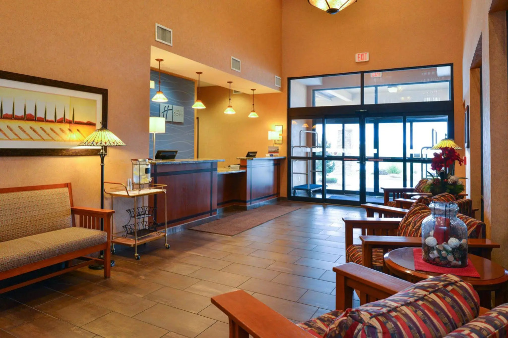 Holiday Inn Express & Suites St George North - Zion