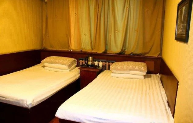 Baotou Jianguo Inn