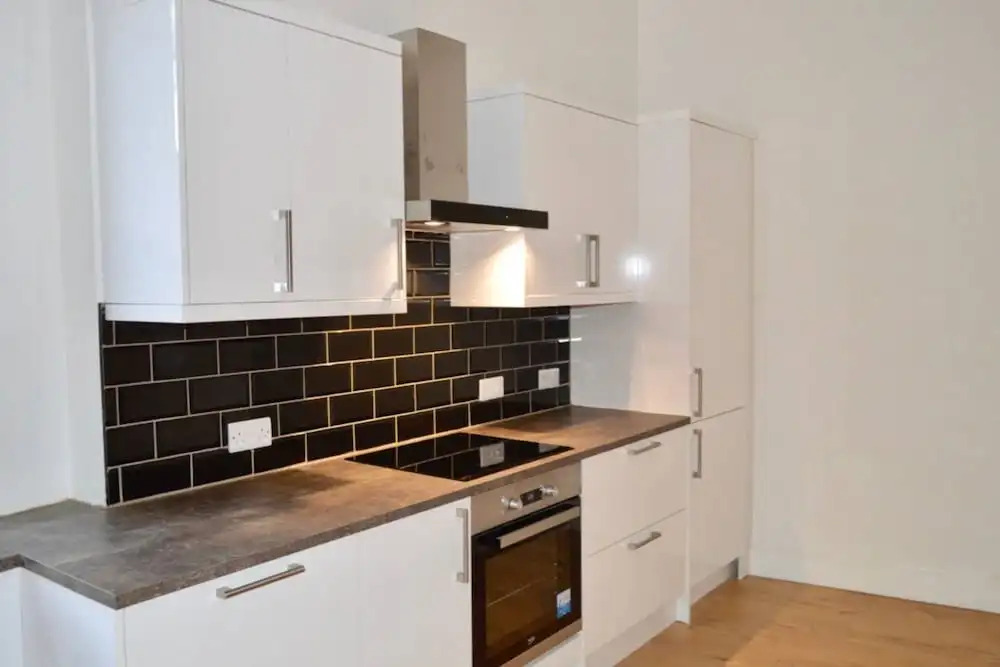 Bright and Modern Flat In The Centre of Edinburgh