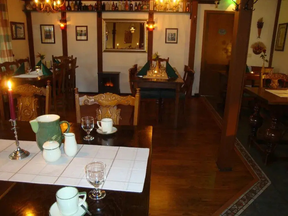 Cronins Guesthouse Bed & Breakfast