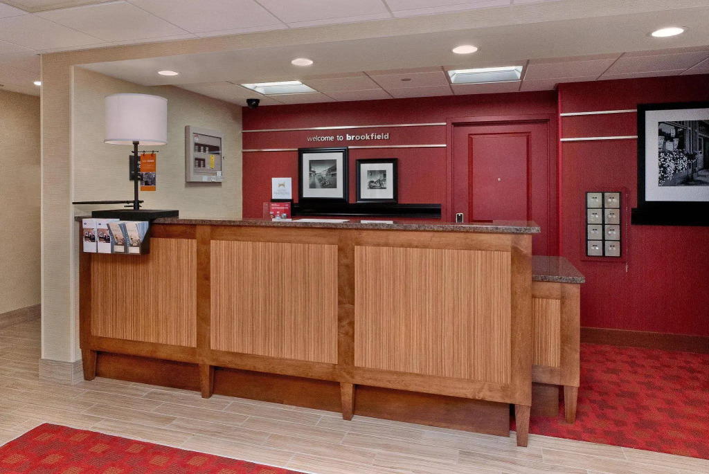 Hampton Inn Milwaukee Brookfield