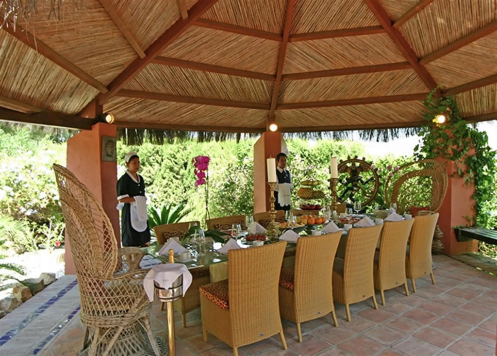 19567 - Unique Luxurious And Palacial Villa