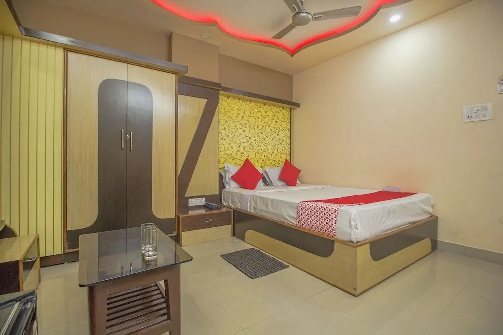 OYO 41545 Palm Grove Eco Resort