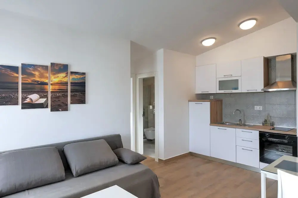 Apartments & rooms Stella Adriatica