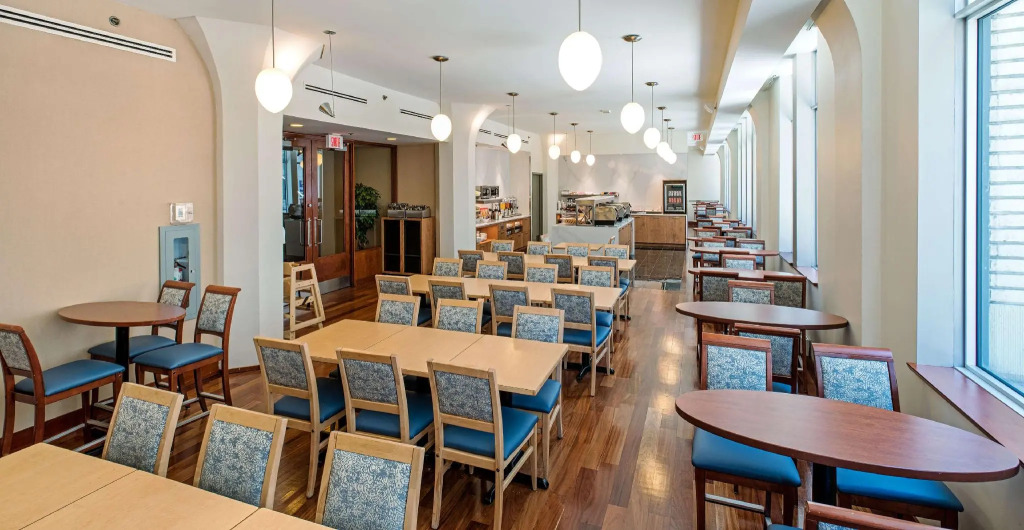 Le Square Phillips Hôtel & Suites