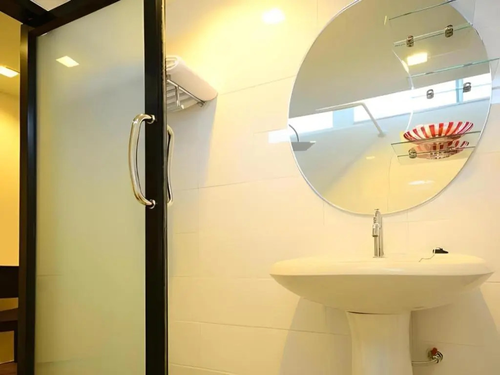 First House Hotel