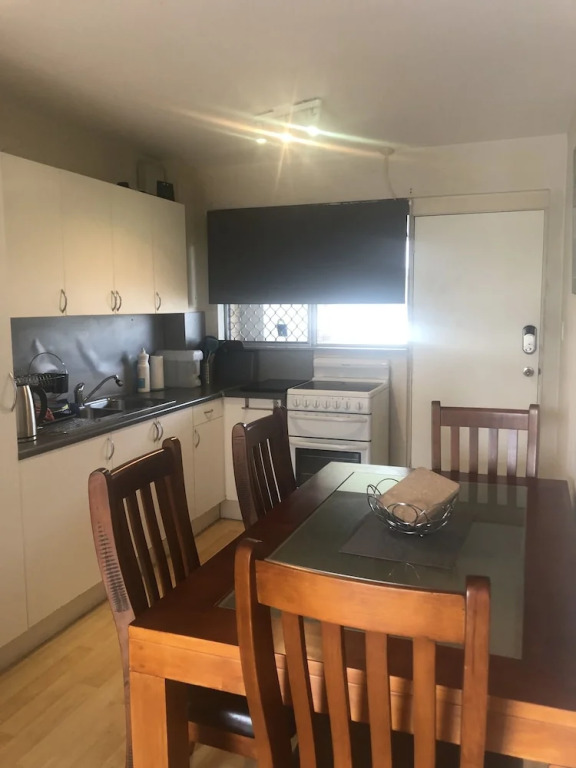 South Perth 2 Bedrooms Apartment