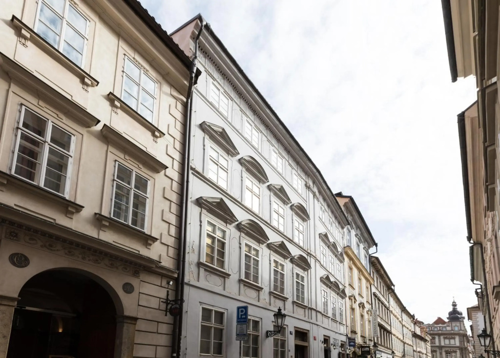 Charles Bridge Royal Apartment - Castle District