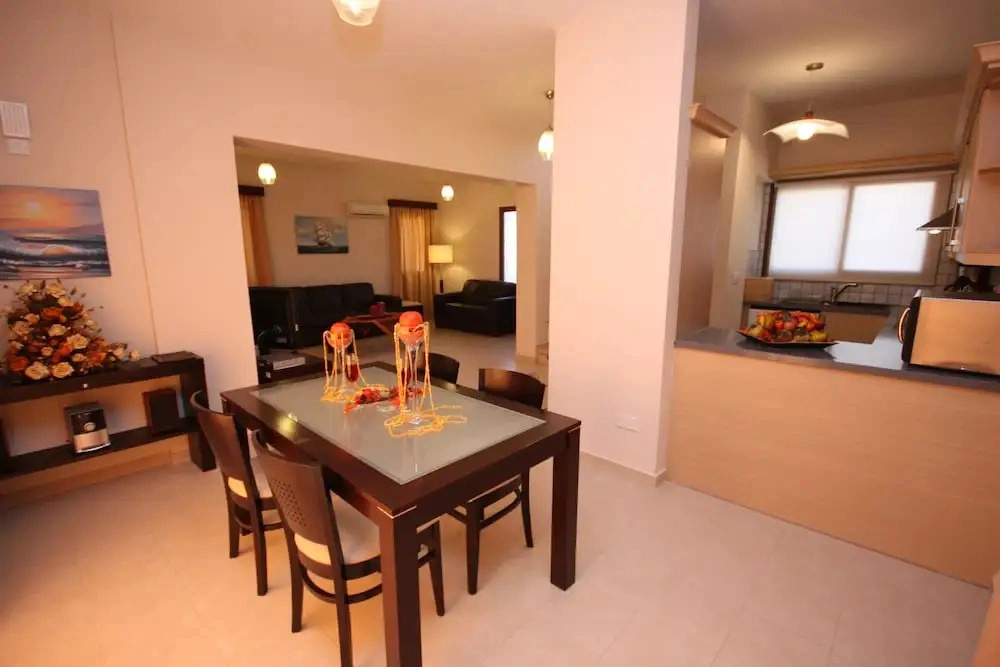 Luxury Villa Rental, Two Bedroom Villa with private pool and garden