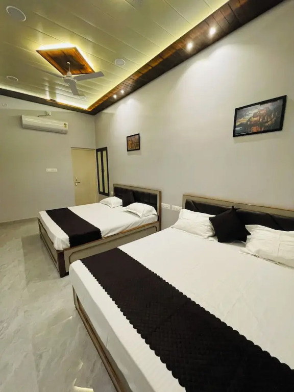 Rudransh Vintage Home