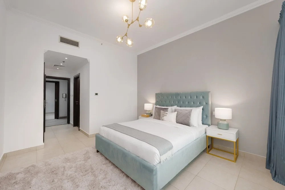 Maison Privee - Dreamy Apt with Jaw-Dropping Marina Views