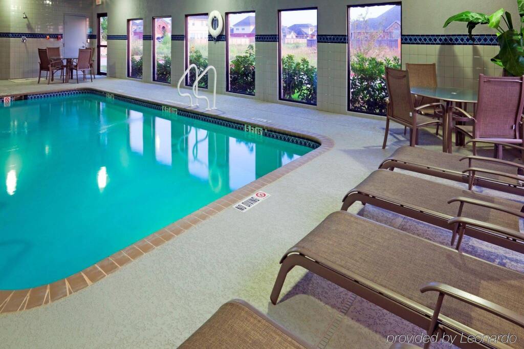 Holiday Inn Express Hotel & Suites Austin NE-Hutto by IHG
