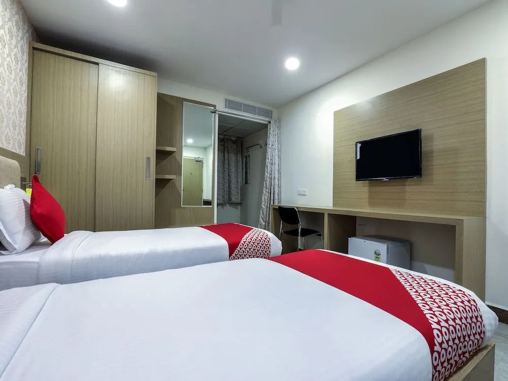 OYO 12336 Hotel Rain Tree