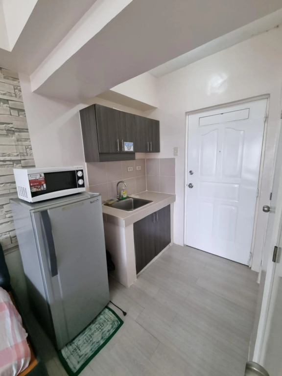 4 pax Cityland Tagaytay Staycation TAAL VIEW with wifi n cooking