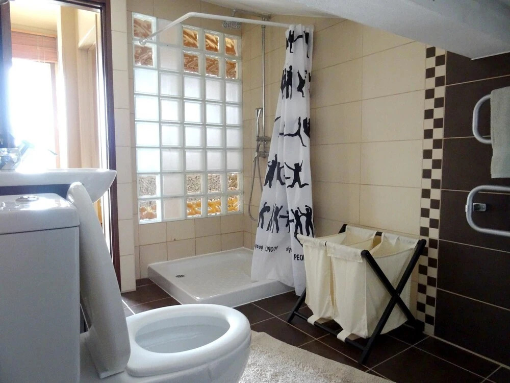 Apartment With one Bedroom in Madalena, With Balcony and Wifi