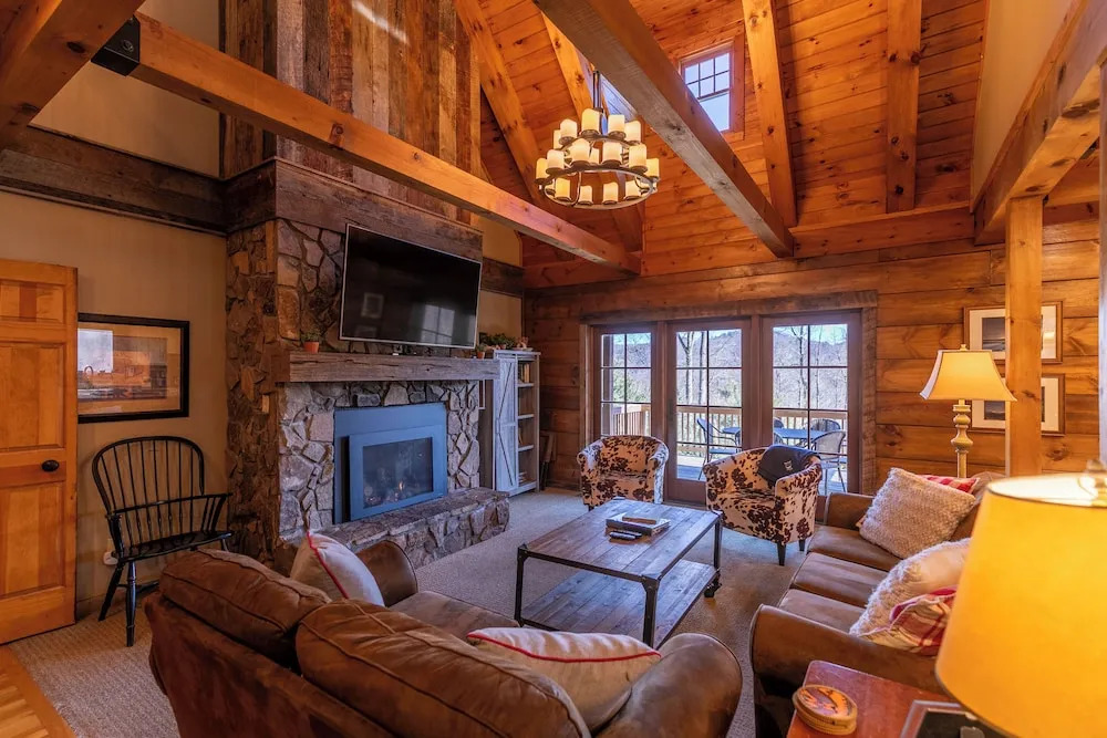 Gratitude - Hot Tub, Pool Table, Covered Decks, 5 Minutes to Boone