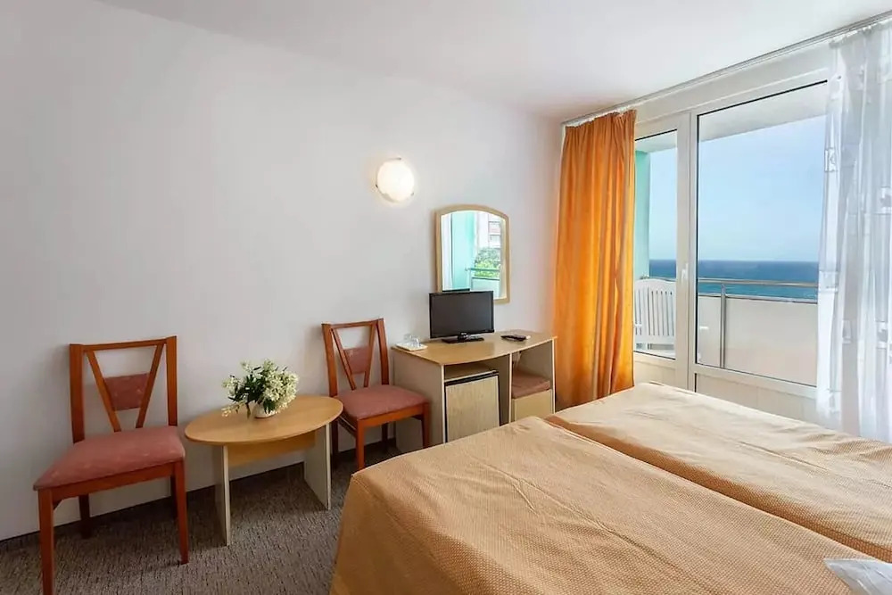 Hotel Carmen Tower - Balada