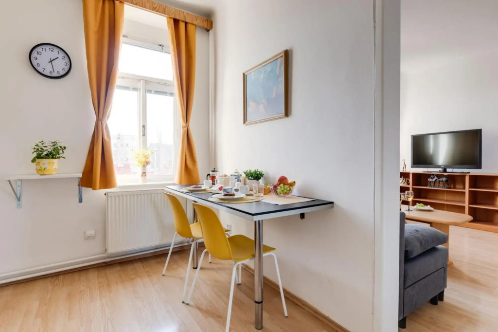 Sunshine Apartment near the City center