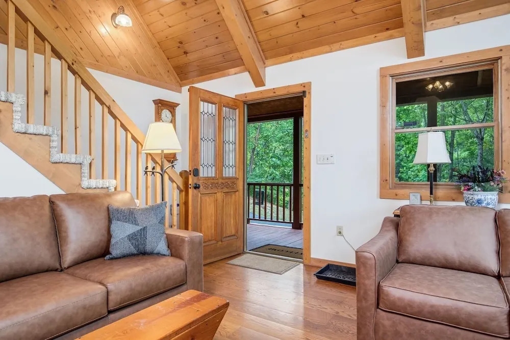 Restoration Retreat At Greenbrier 3 Bedroom Cabin by RedAwning