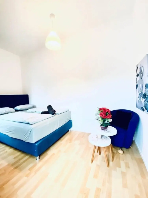 Spacious 4 BR Apt Perfect for Groups