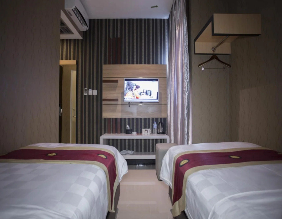 JLES Hotel