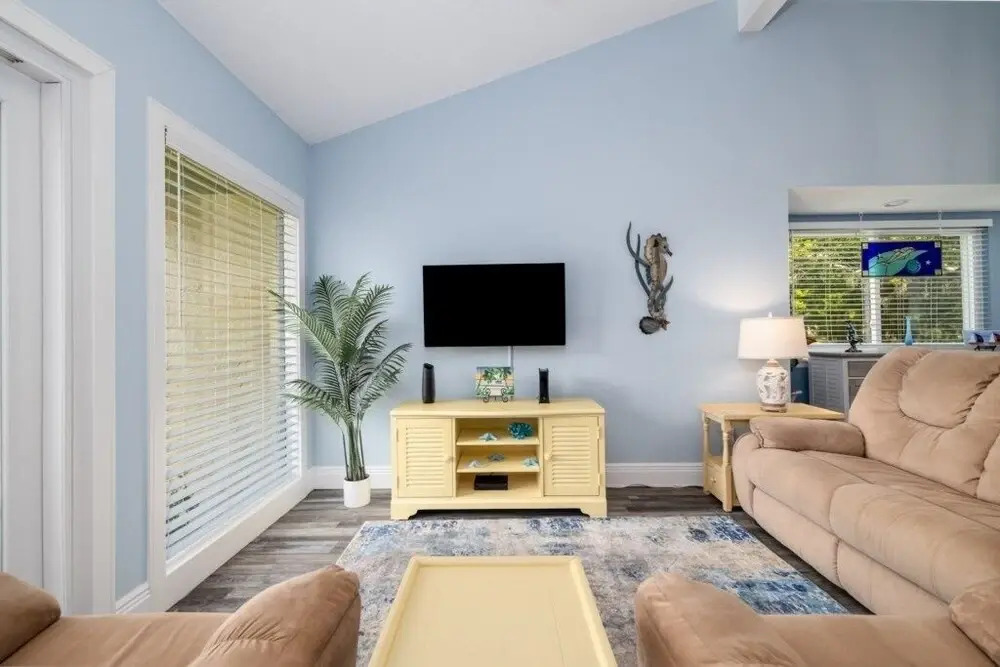 Beautifully Decorated Townhome In Sugar Mill Nsb 2 Bedroom Townhouse