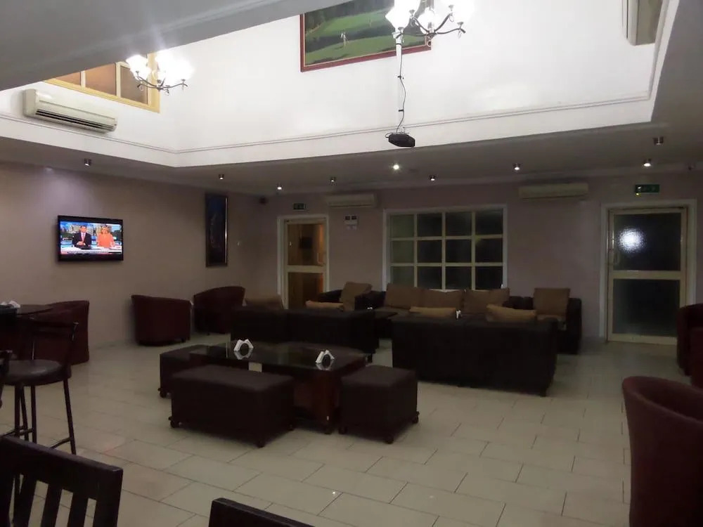 Triedent Suites