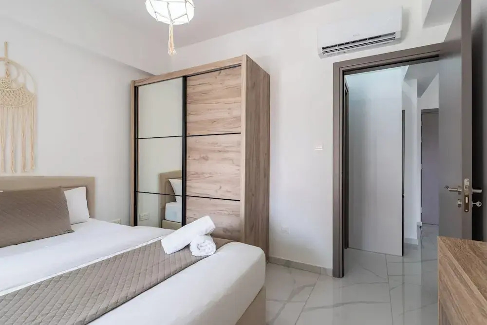 Infinity 1-Bedroom Apartment in Larnaca