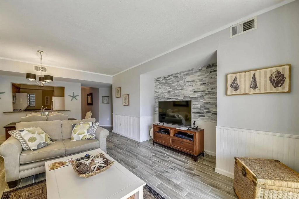 Shorewood 131
