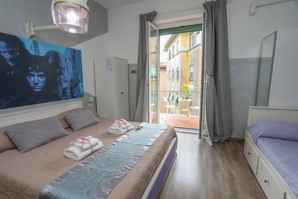Cineroma Guesthouse