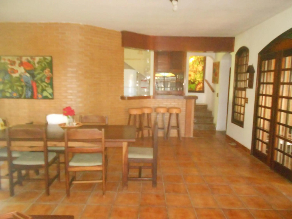 casa 4 dor. martins de sá patrici