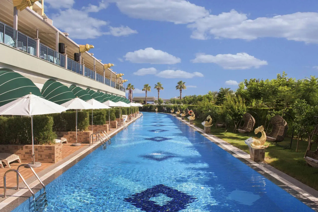 Delphin Imperial Lara