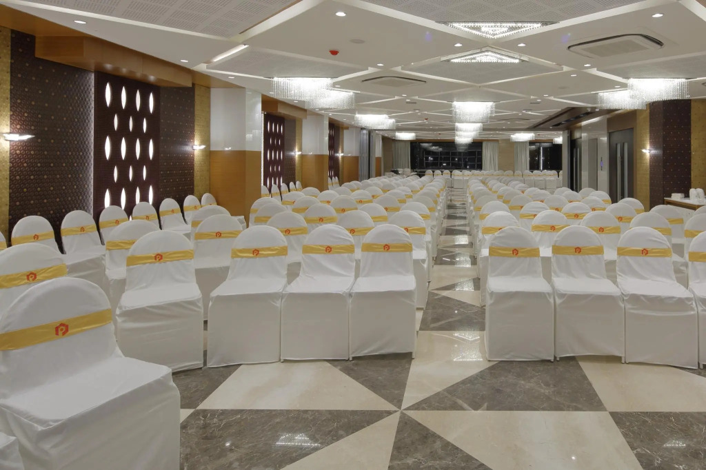 Hotel Pragati The Grand