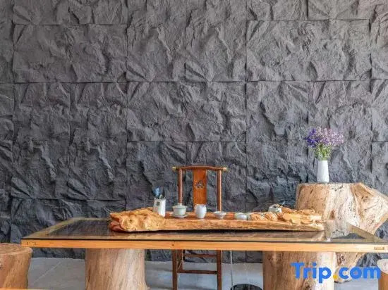 Yunsujian Homestay Hotel (Dali Haidong Town)