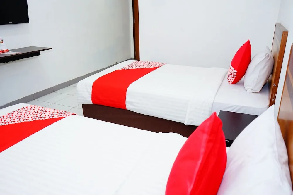 Oyo 480 Hotel Demuon