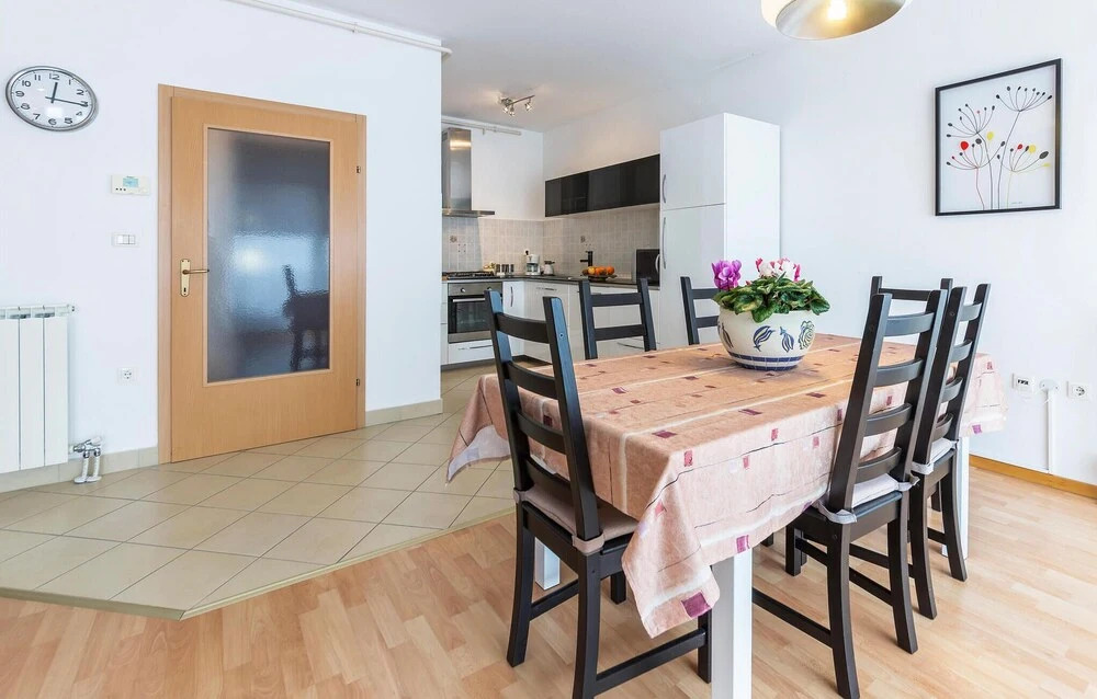 Beautiful Apartment in Pula With 2 Bedrooms and Wifi