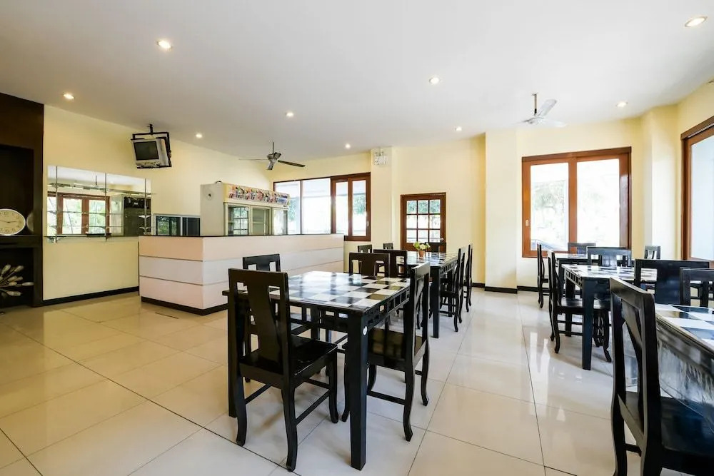 OYO 463 Tycoon Place
