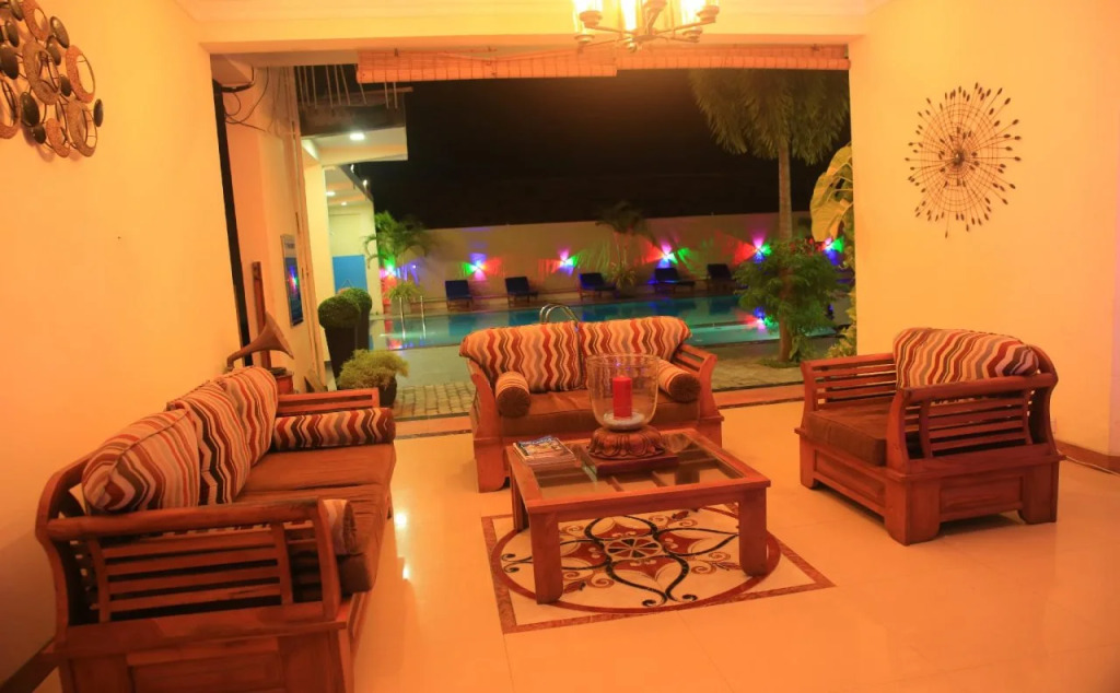 The Ocean Pearl Hotel Negombo