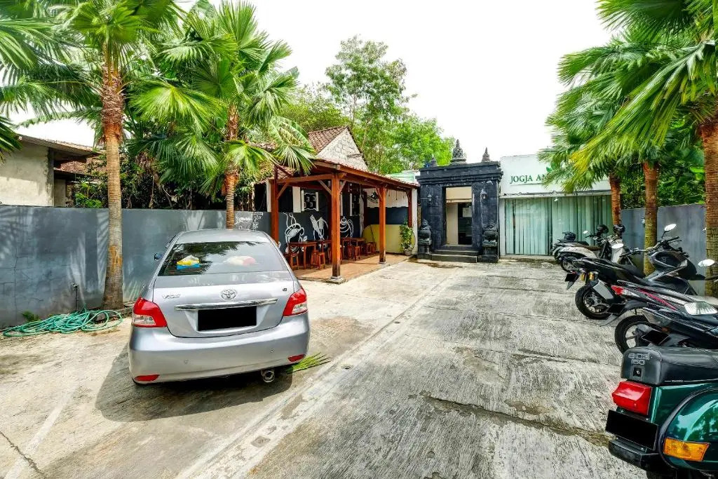 OYO 91240 Jogja Amazon Green 2