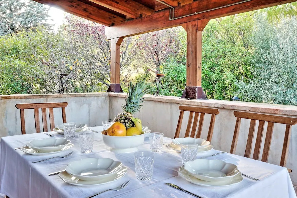 Wonderful villa with panoramic view and private swimming pool