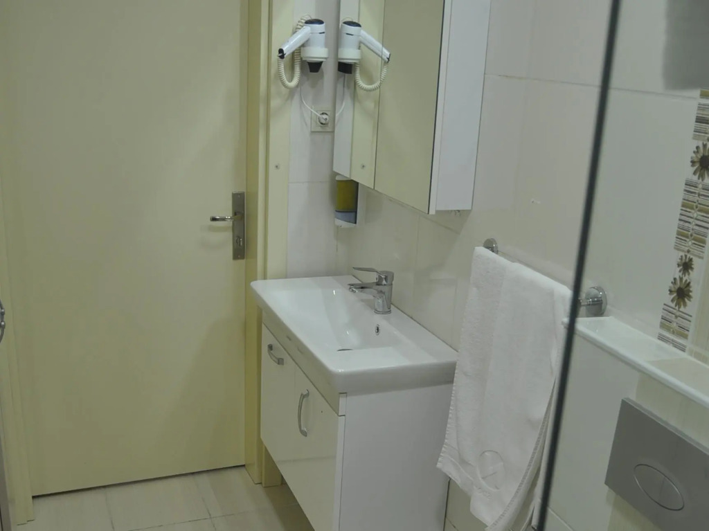 Net House Hotel