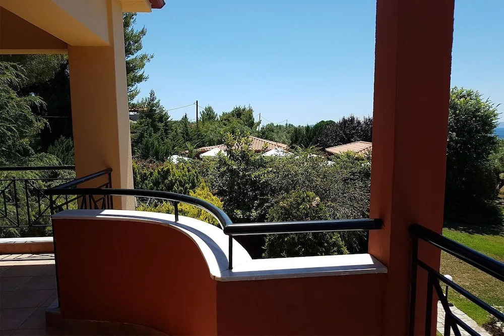 Agrili Apartments & Rooms